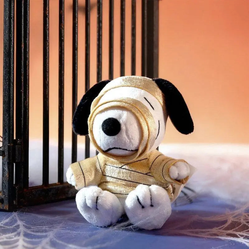 SNOOPY Mischief Party Series Blind Box - Unisex Cute Cartoon Mini Plush, Playful Party Styling, Assorted Designs, Adorable Collectibles, Collectibles Toy, Birthday/Christmas Surprise Gift for Peanuts Fans, Quirky Gifts, Blind Bag Fashion Dolls & Accessori
