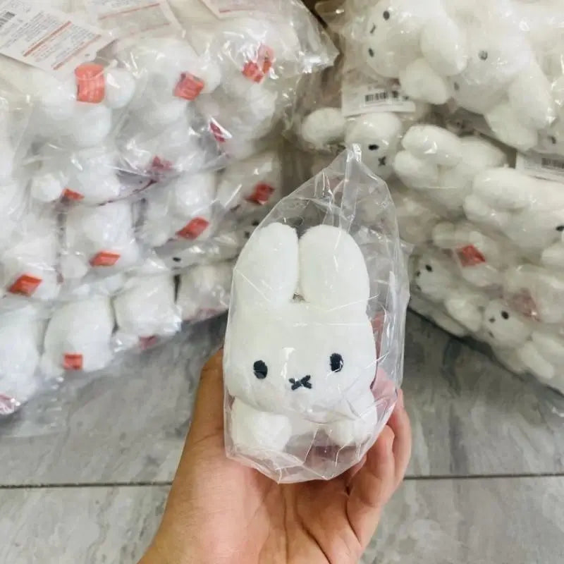Kawaii Miffy Rabbit Cuddly Handheld Plush Doll Super Adorable White Rabbit Plush Keychain Dopamine Anime Couple Backpack Charms