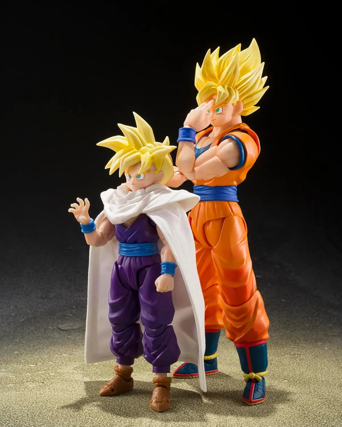 TAMASHII NATIONS - Dragon Ball Z - Super Saiyan Son Goku (The Games Begin) S.H.Figuarts Action Figure