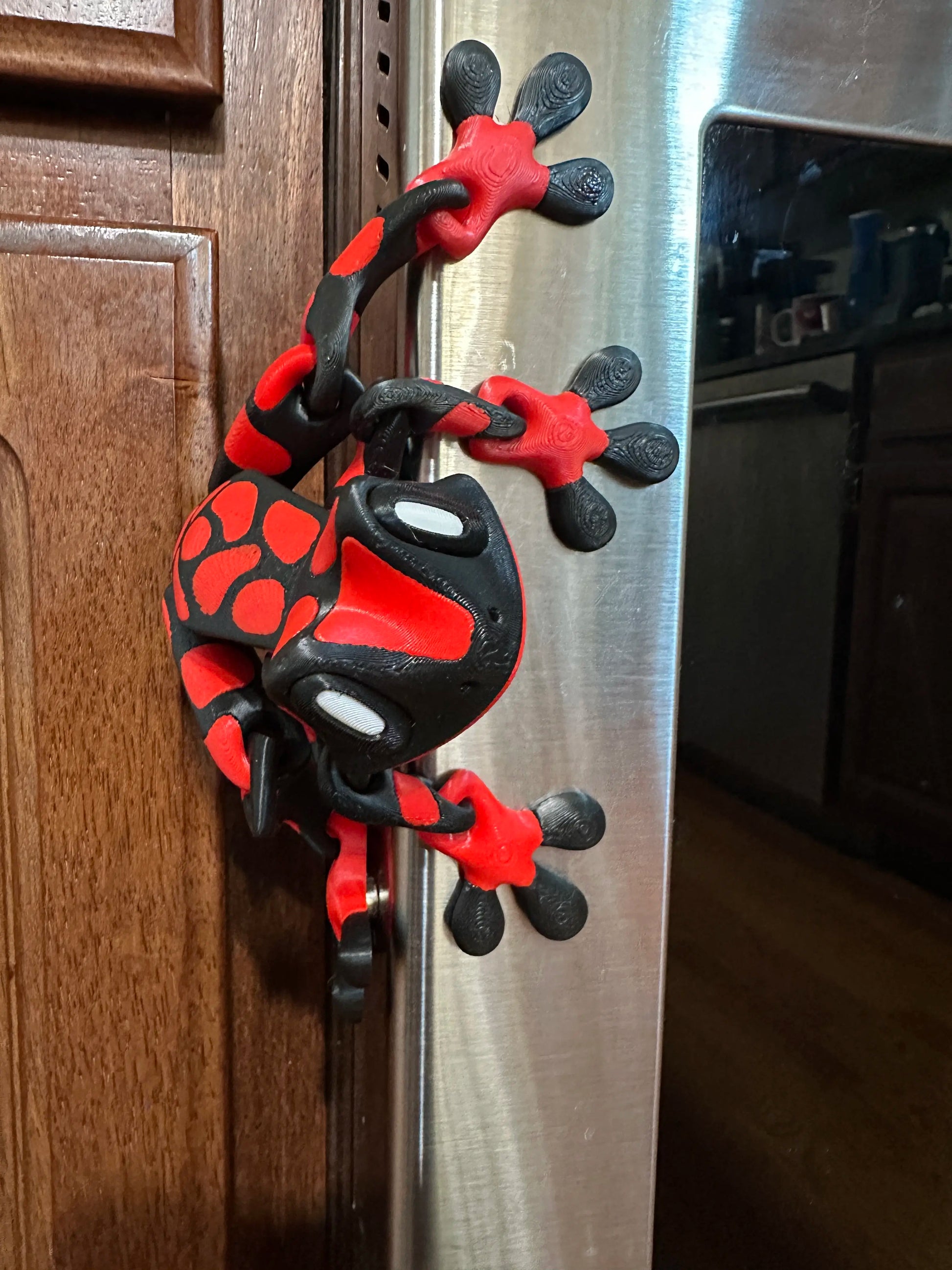 3D Printed Magnetic Blob Frog Figurine